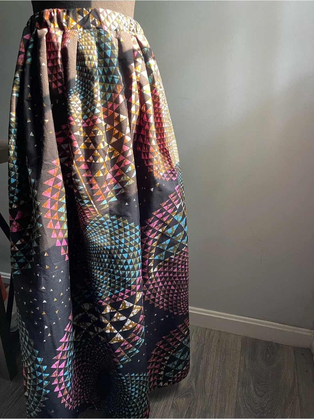 Black Geometric Print Maxi Skirt - Multicolor